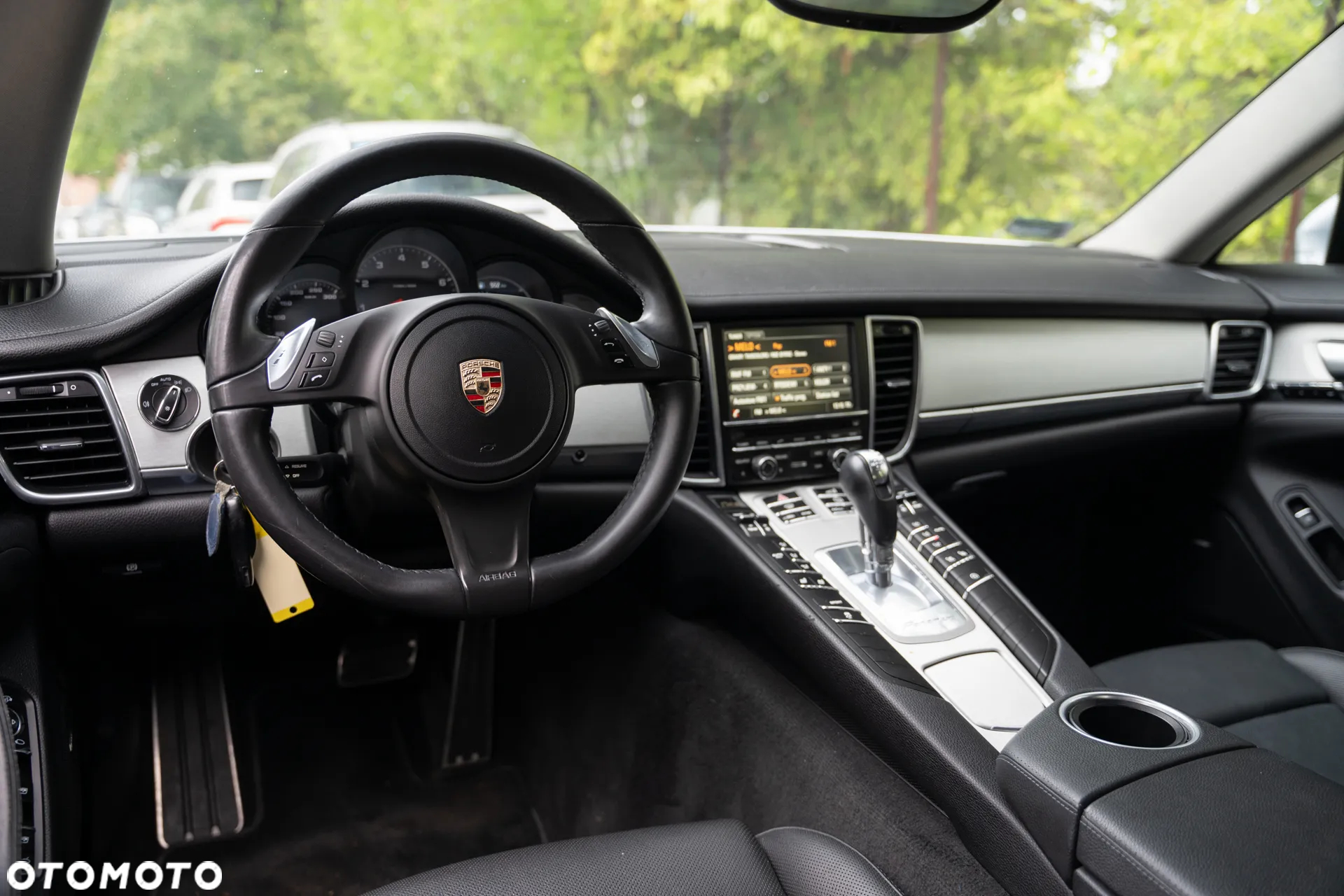 Porsche Panamera 4 - 19
