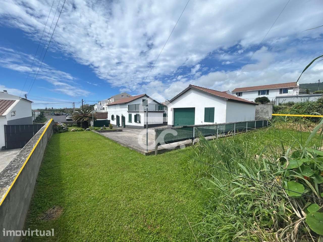 Moradia com 2 Quartos e Terreno 1.640m2 - Candelária - Ponta Delgada - Grande imagem: 2/21