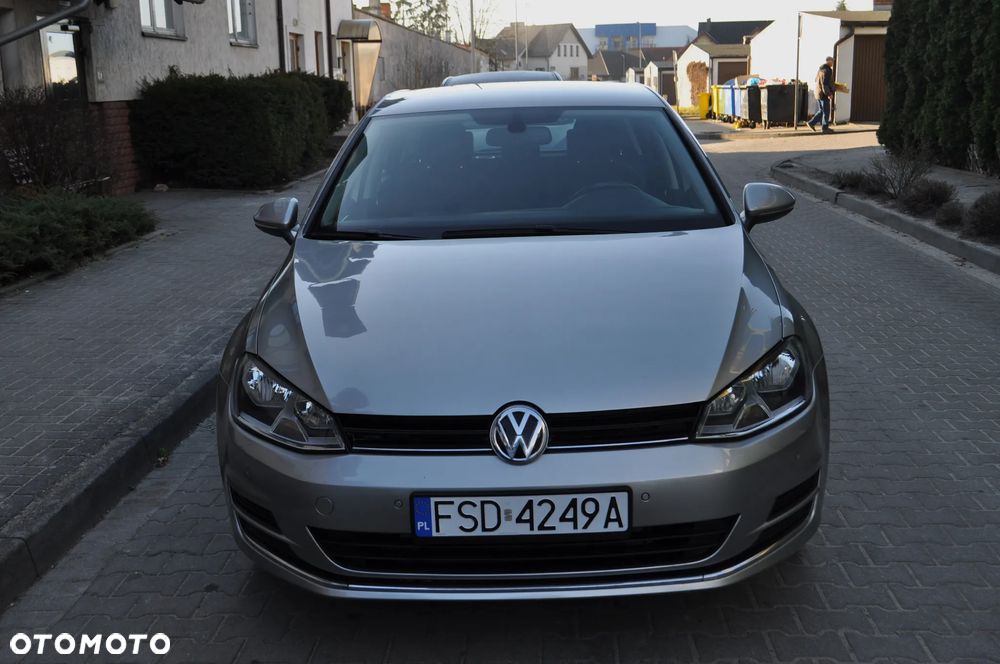 Volkswagen Golf 1.2 TSI BlueMotion Technology Comfortline - 1