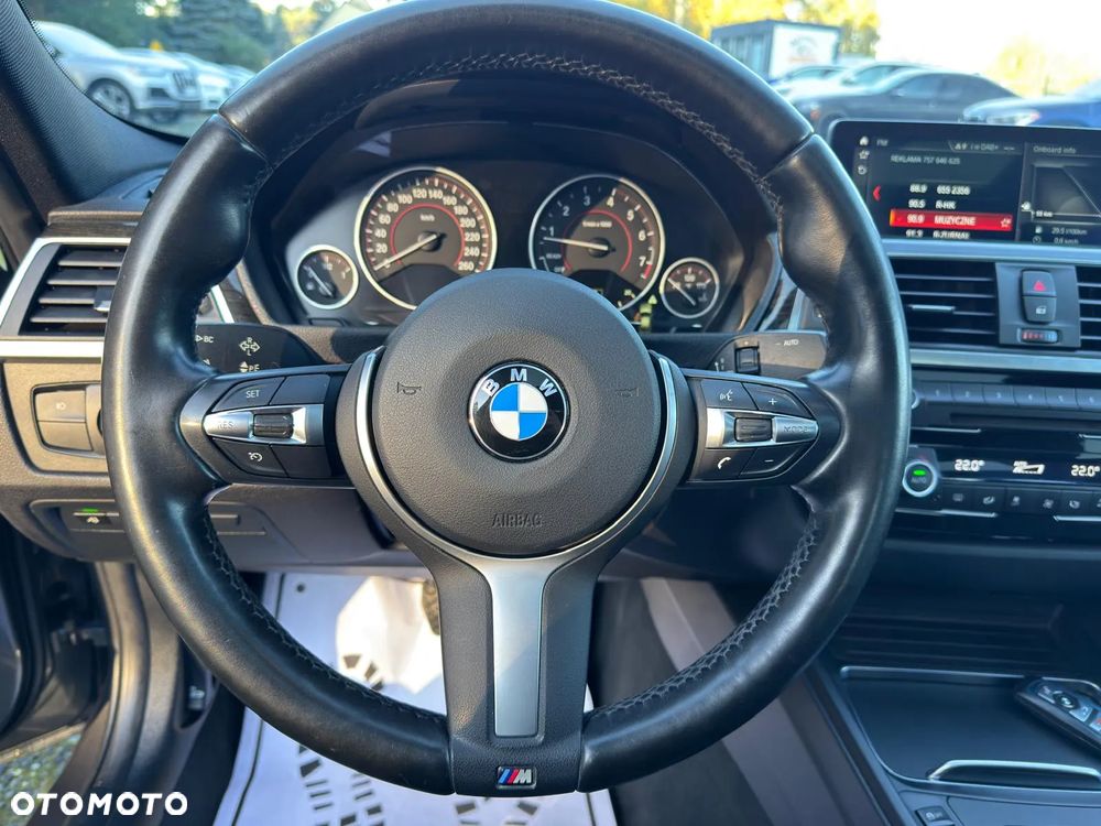 BMW Seria 3 330i GPF xDrive M Sport - 33