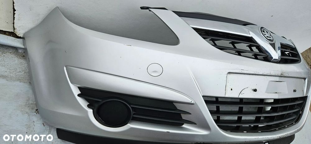 ZDERZAK PRZEDNI PRZÓD OPEL CORSA D 06-11R - 2