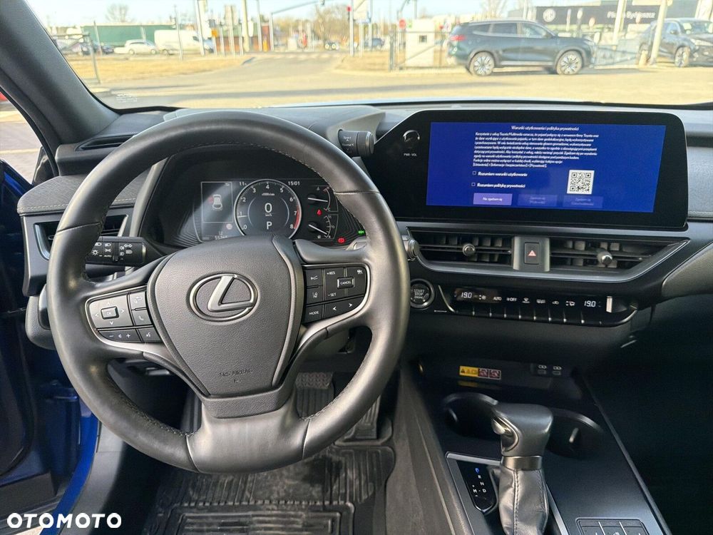 Lexus UX 200 GPF F Sport Design+ 2WD - 18