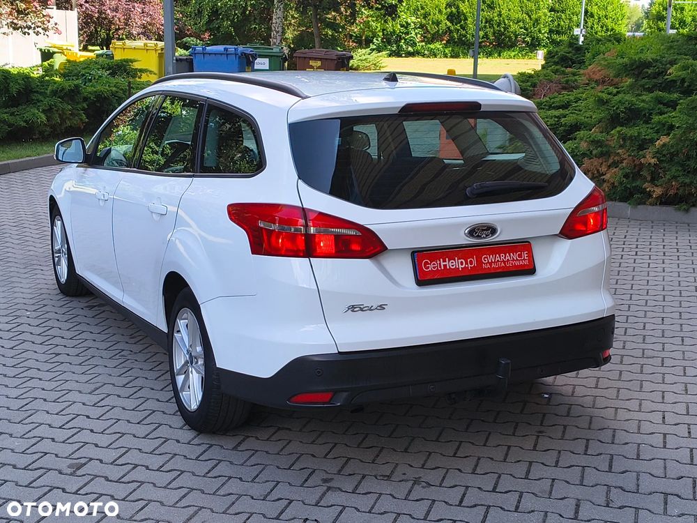 Ford Focus 1.5 TDCi SYNC Edition - 10