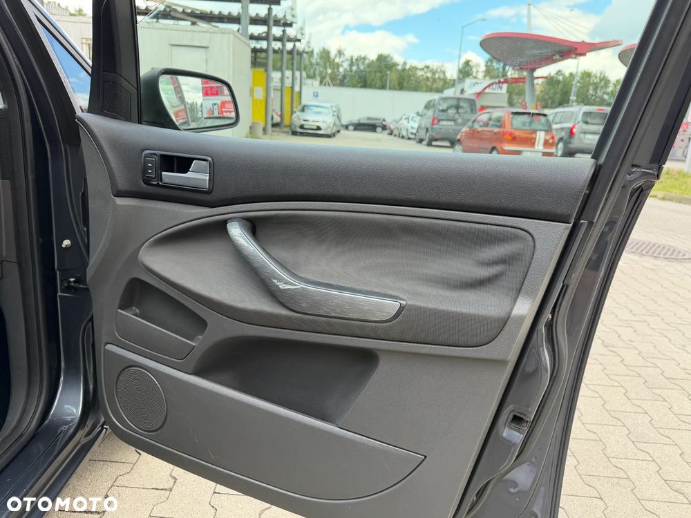 Ford Focus C-Max - 18