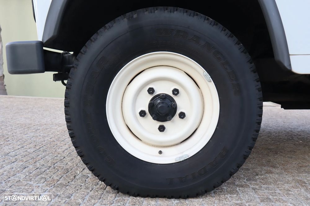 Land Rover Defender 130 CC 2.2 CRD E CD - 10