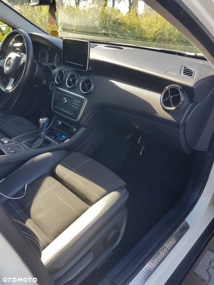 Mercedes-Benz GLA - 6