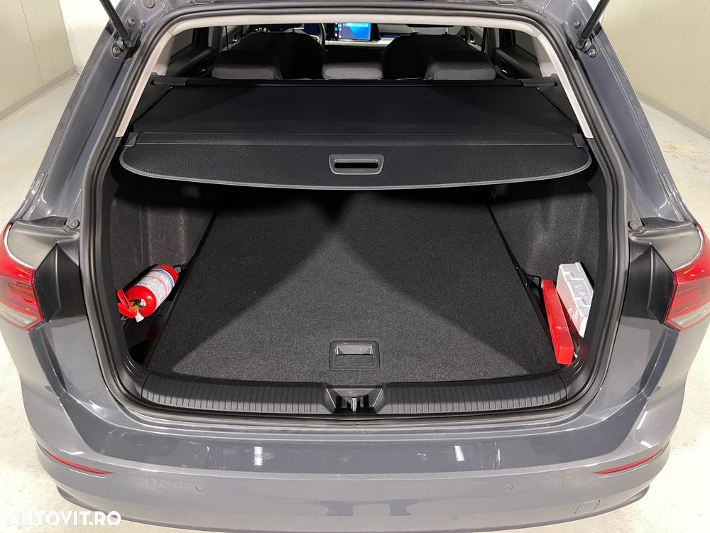 Volkswagen Golf 1.5 TSI ACT Life - 14