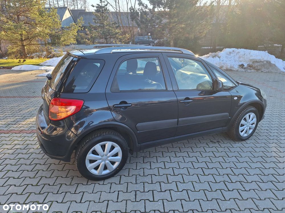 Suzuki SX4 1.6 Premium 4WD - 12