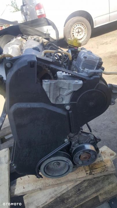 Silnik Renault 19 98km Scenic - 3