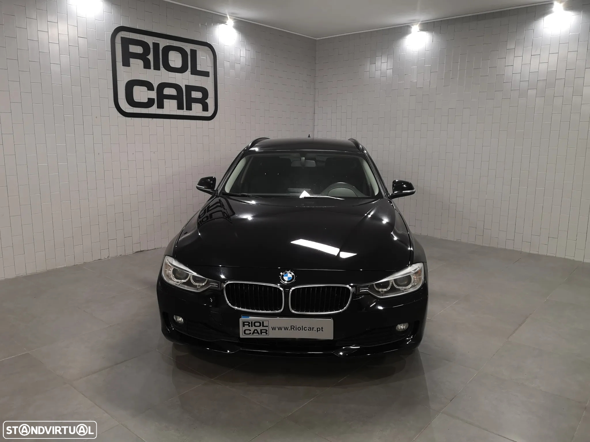 BMW 320 d DPF Touring Edition Sport - 3