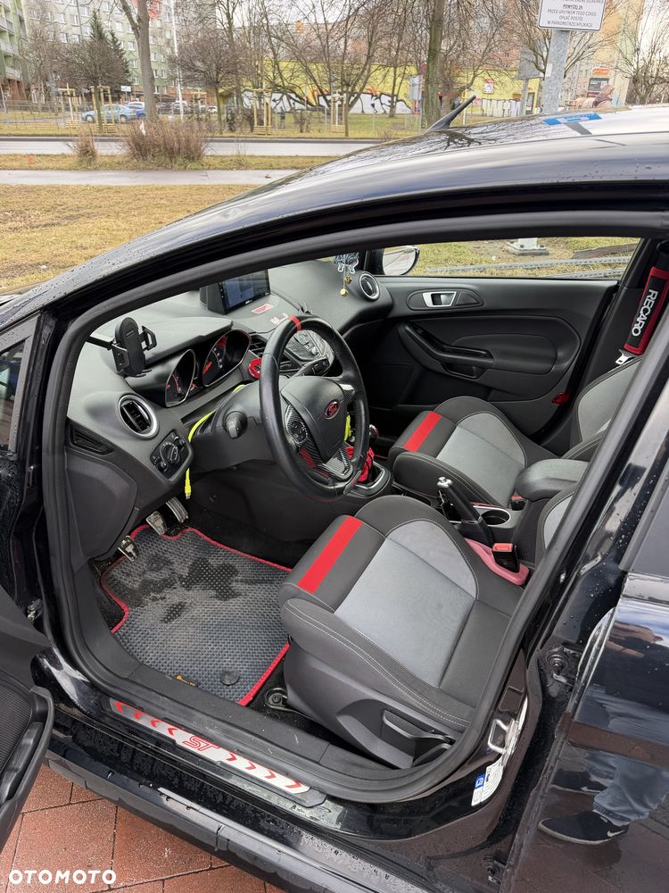 Ford Fiesta - 3