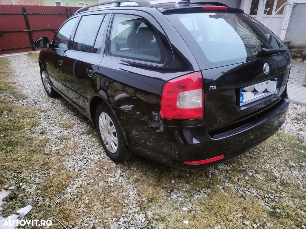 Skoda Octavia 1.6 TDI DPF Ambiente - 4