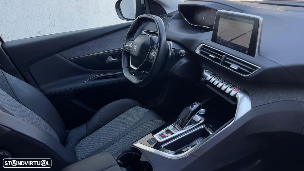 Peugeot 3008 PureTech 130 Stop & Start GPF EAT8 Allure - 10