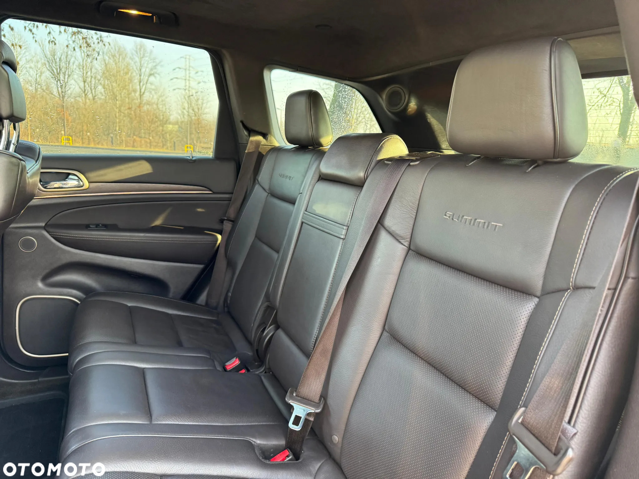 Jeep Grand Cherokee - 20