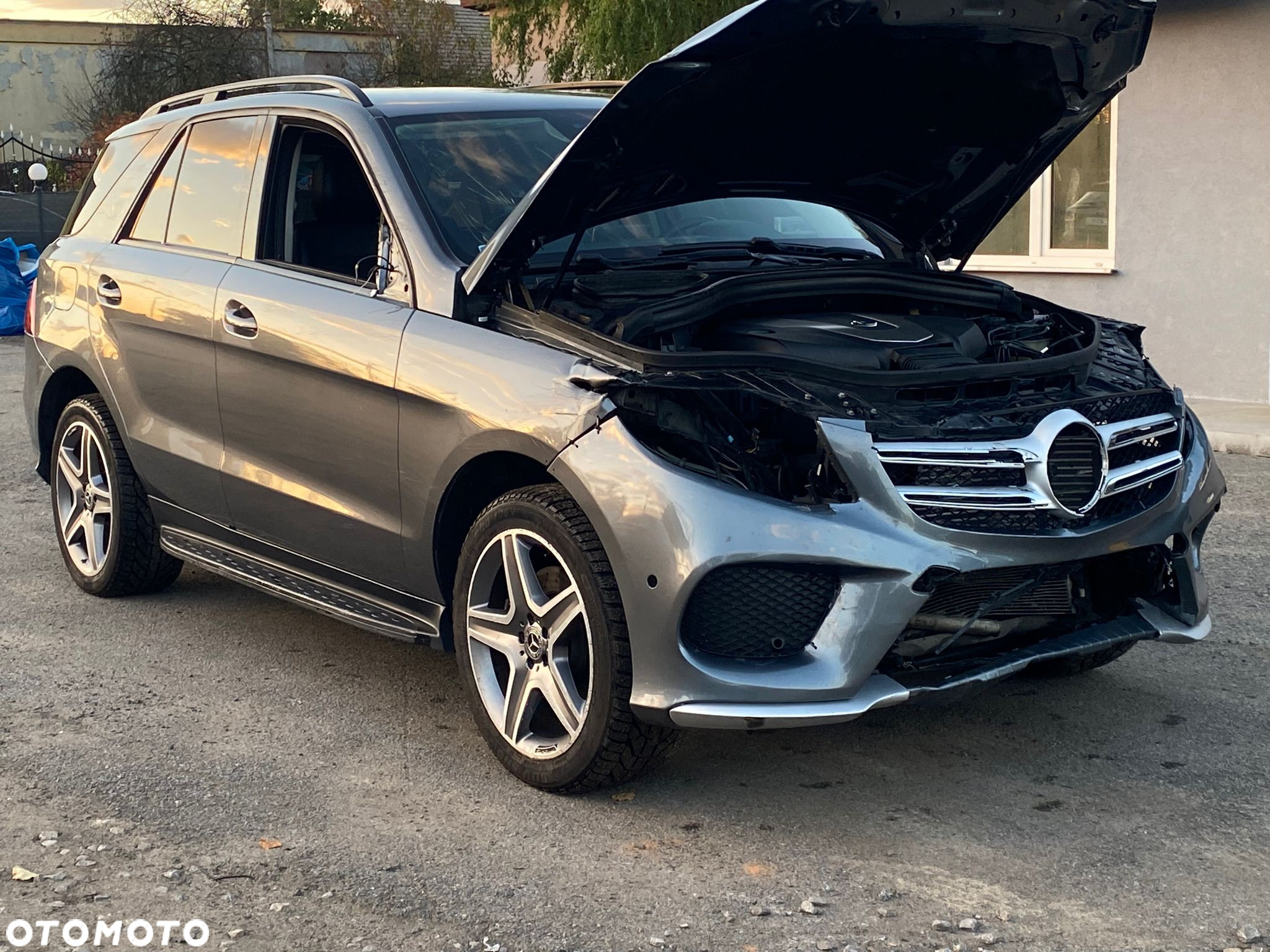 Mercedes-Benz GLE 350 d 4-Matic - 4