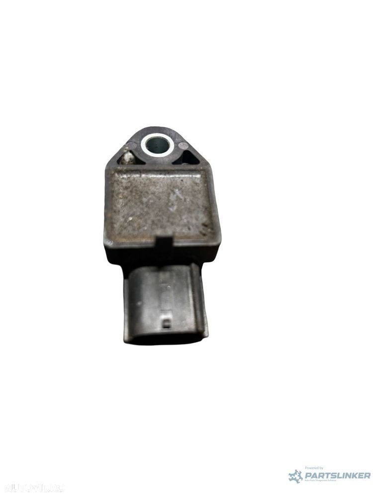 Senzor de impact airbag TOYOTA AVENSIS Saloon _T25_ 2003 - 2008 89834-05010 - 2