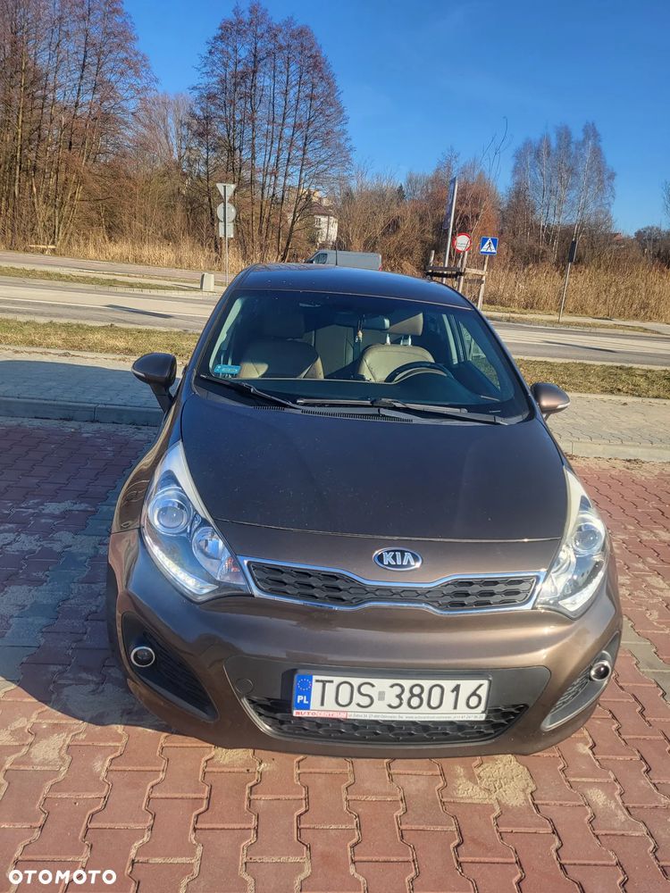 Kia Rio 1.4 crdi M - 2