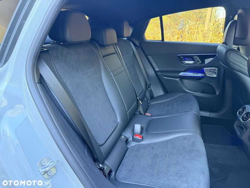 Mercedes-Benz GLC 220 d mHEV 4-Matic AMG Line - 25