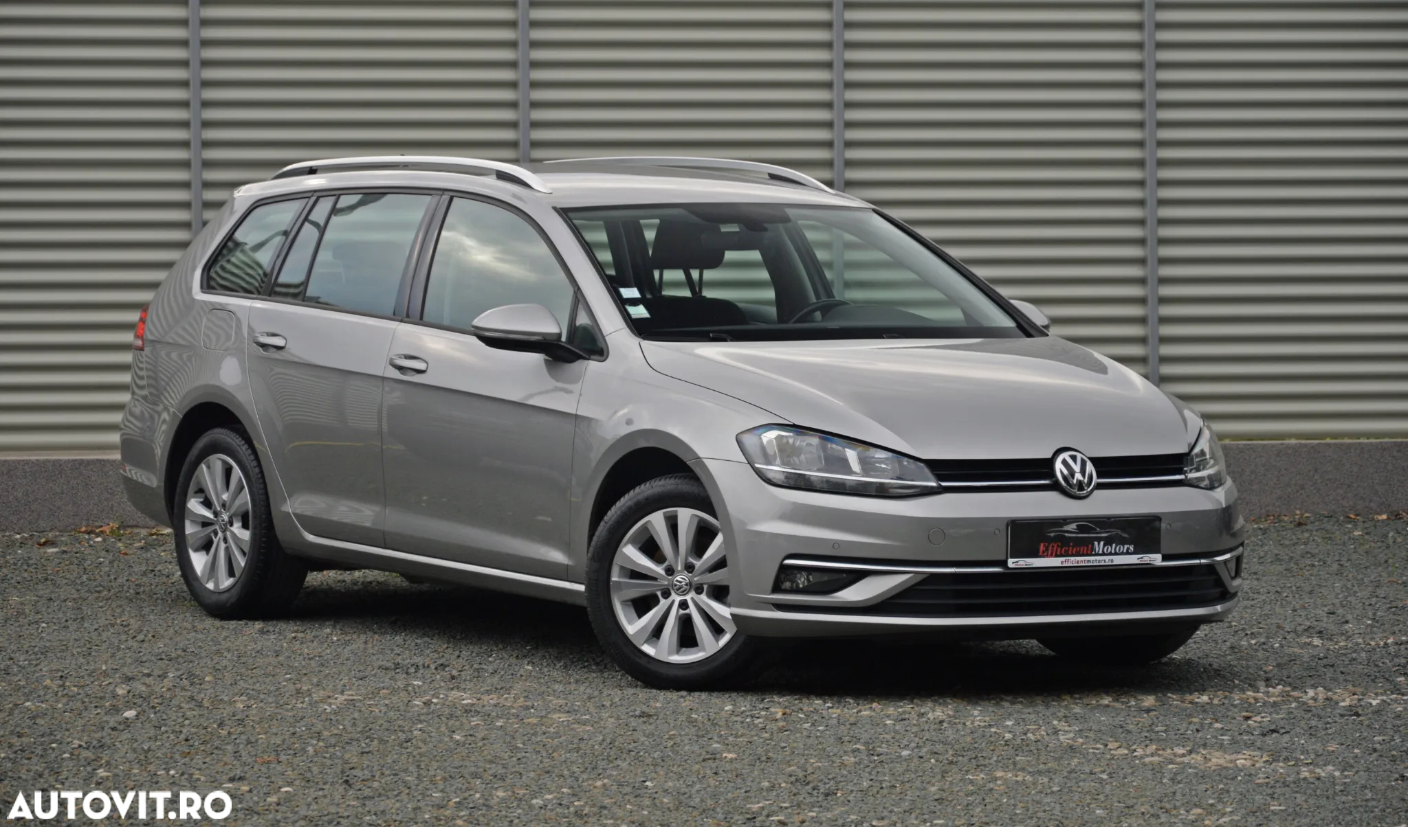 Volkswagen Golf - 10