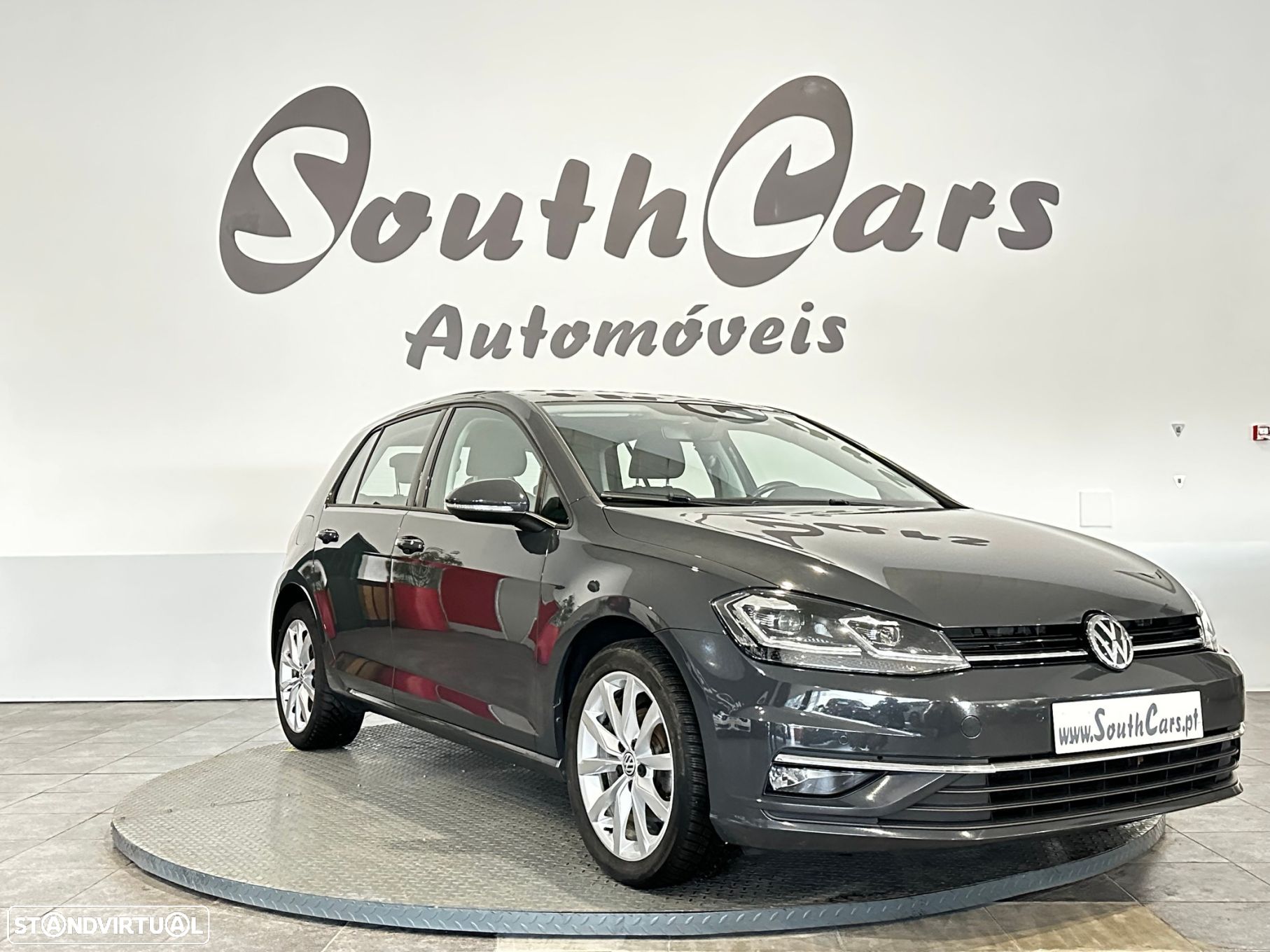 VW Golf 1.0 TSI Trendline Pack - 1