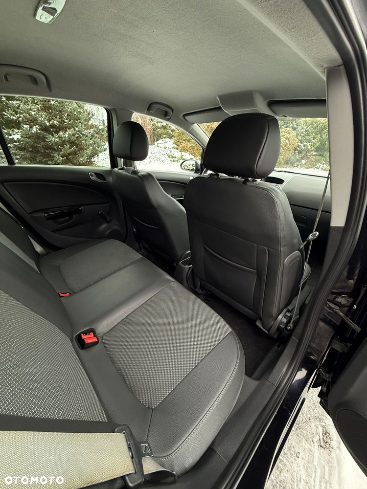 Opel Corsa 1.4 16V Innovation - 25