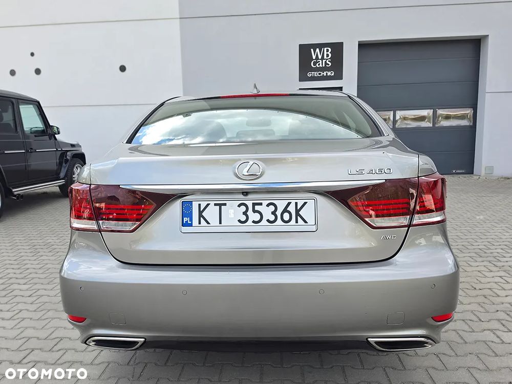 Lexus LS 460 AWD - 6