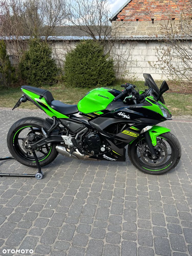 Kawasaki Ninja - 1