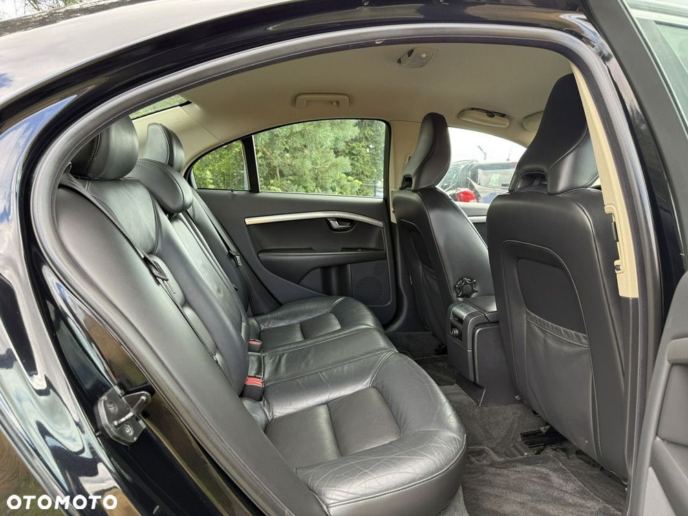 Volvo S80 D5 Momentum - 17