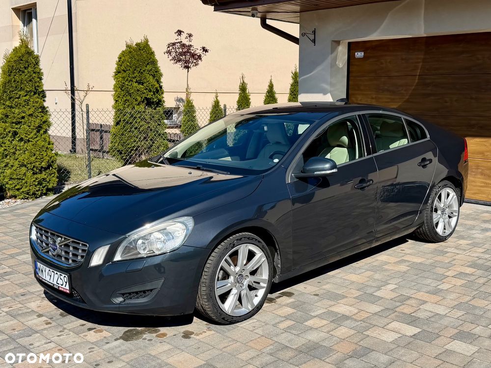 Volvo S60 2.0T Momentum - 2