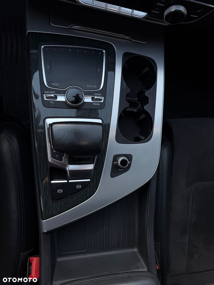 Audi Q7 - 16