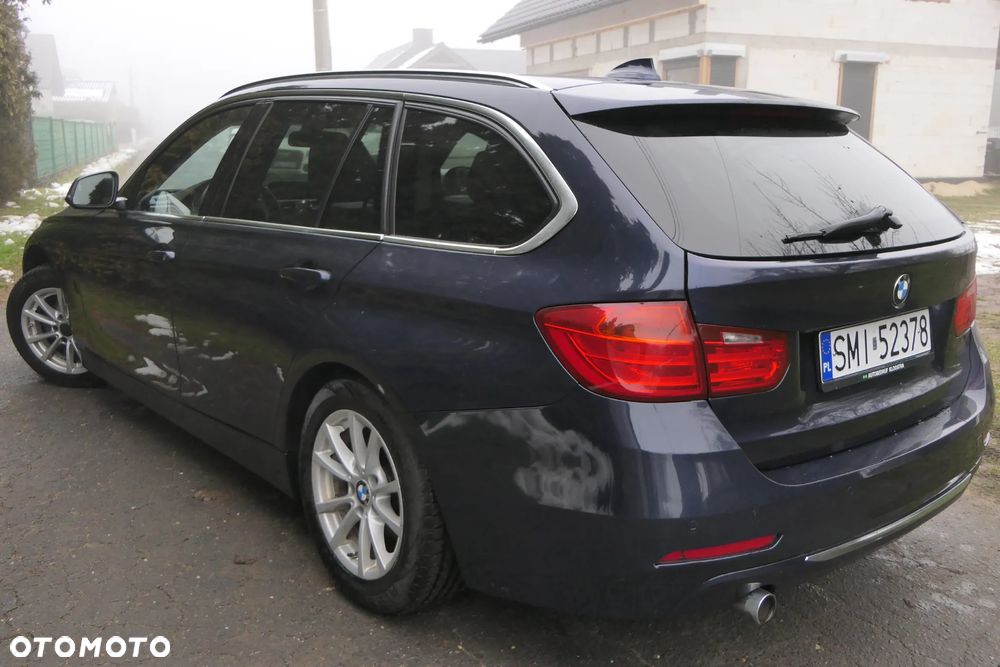 BMW Seria 3 320d Efficient Dynamics Luxury Line - 4