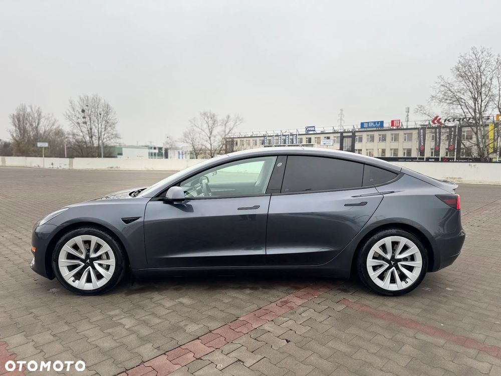 Tesla Model 3 RWD - 8