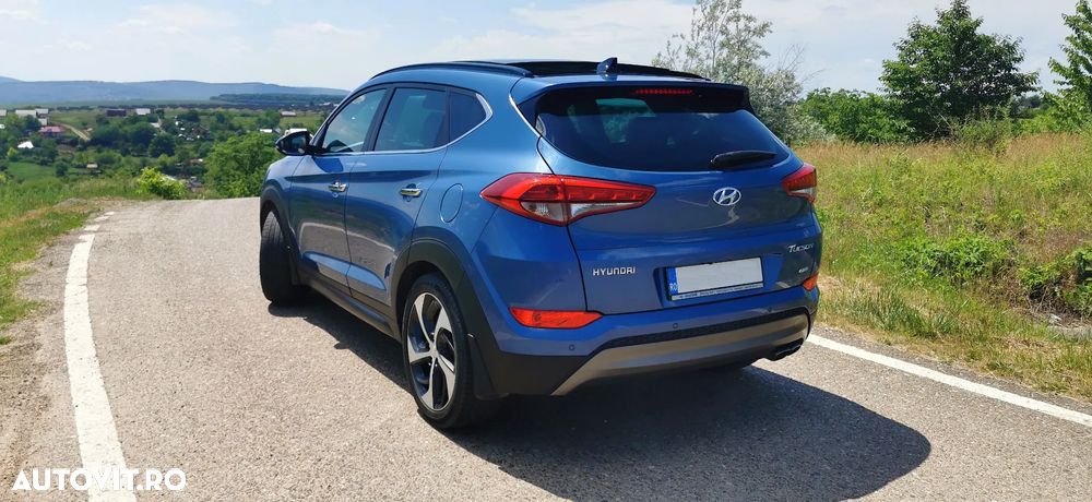 Hyundai Tucson 2.0 CRDI 4WD 6AT Luxury Pack+ - 3