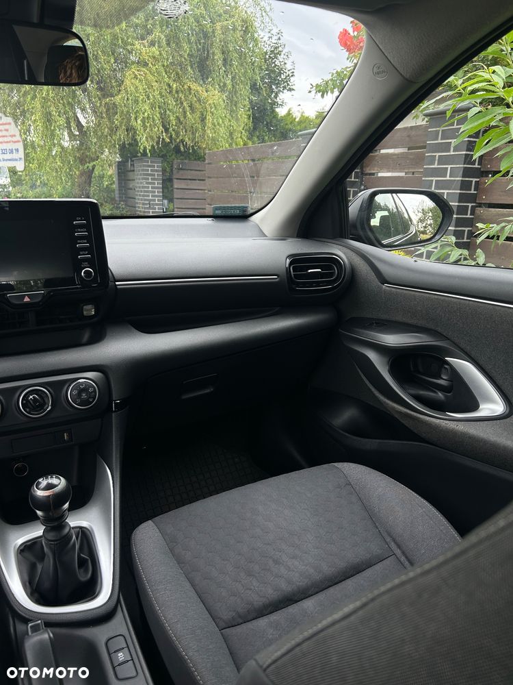 Toyota Yaris 1.5 Comfort - 13