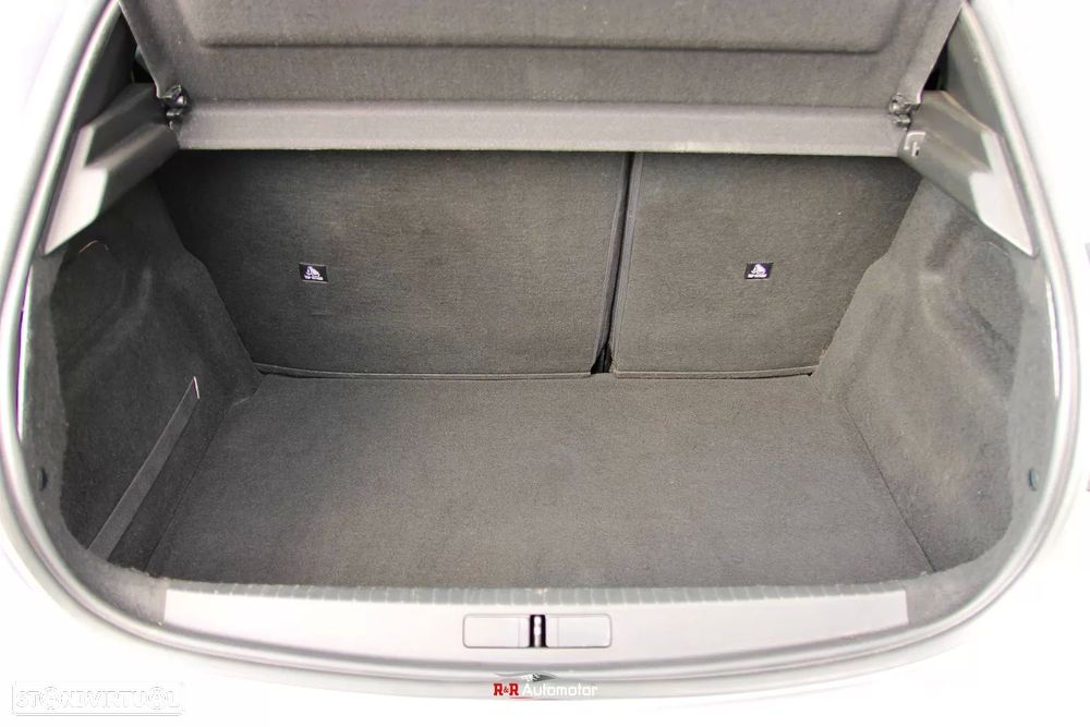 Peugeot 208 1.2 PureTech Active Pack - 10