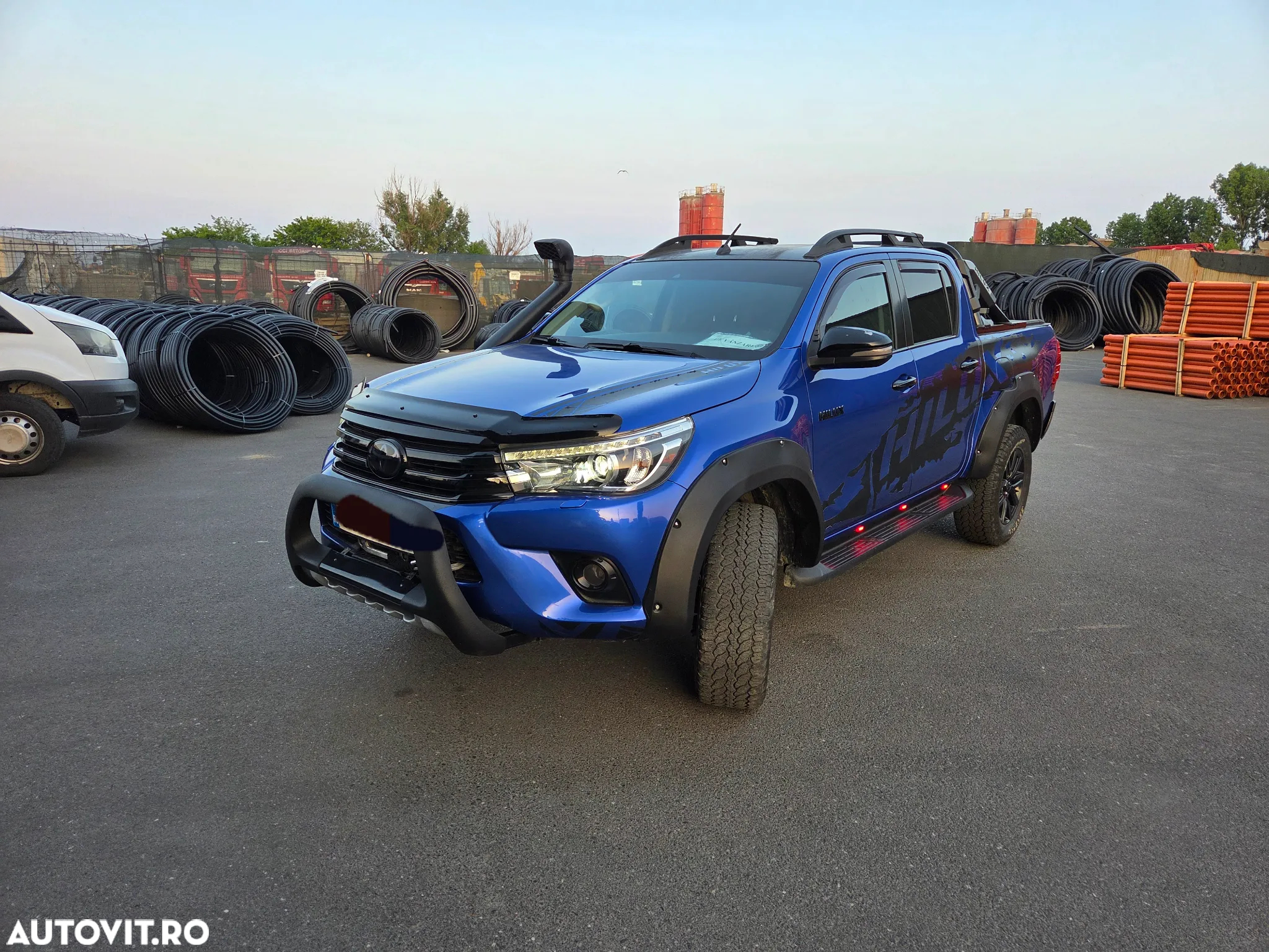 Toyota Hilux 4x4 Double Cab A/T Invincible - 9