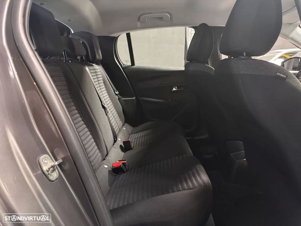 Peugeot 208 1.2 PureTech Active Pack - 24