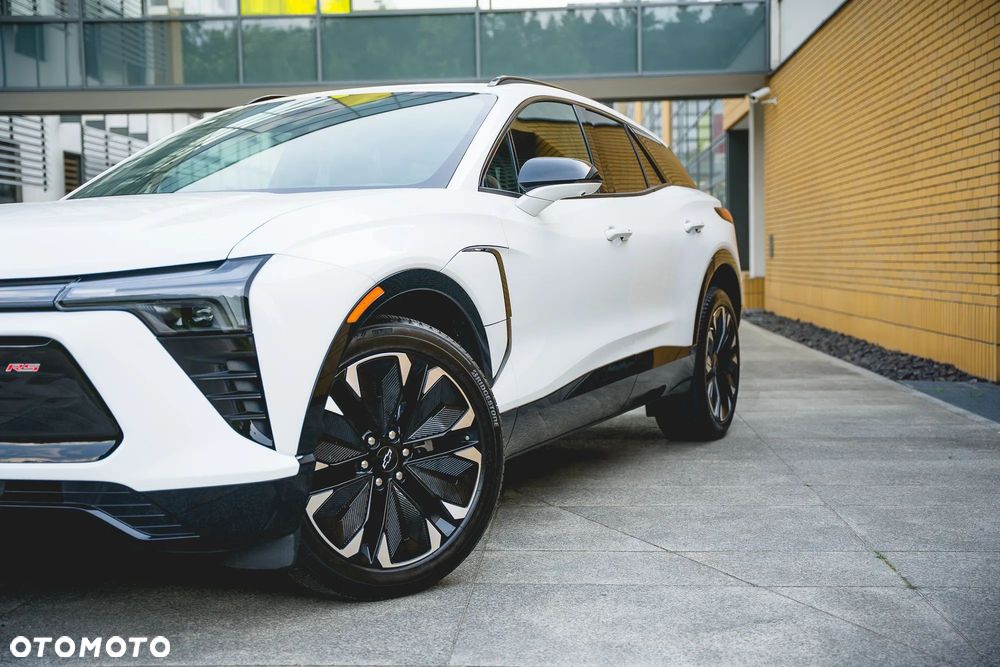 Chevrolet Blazer - 2
