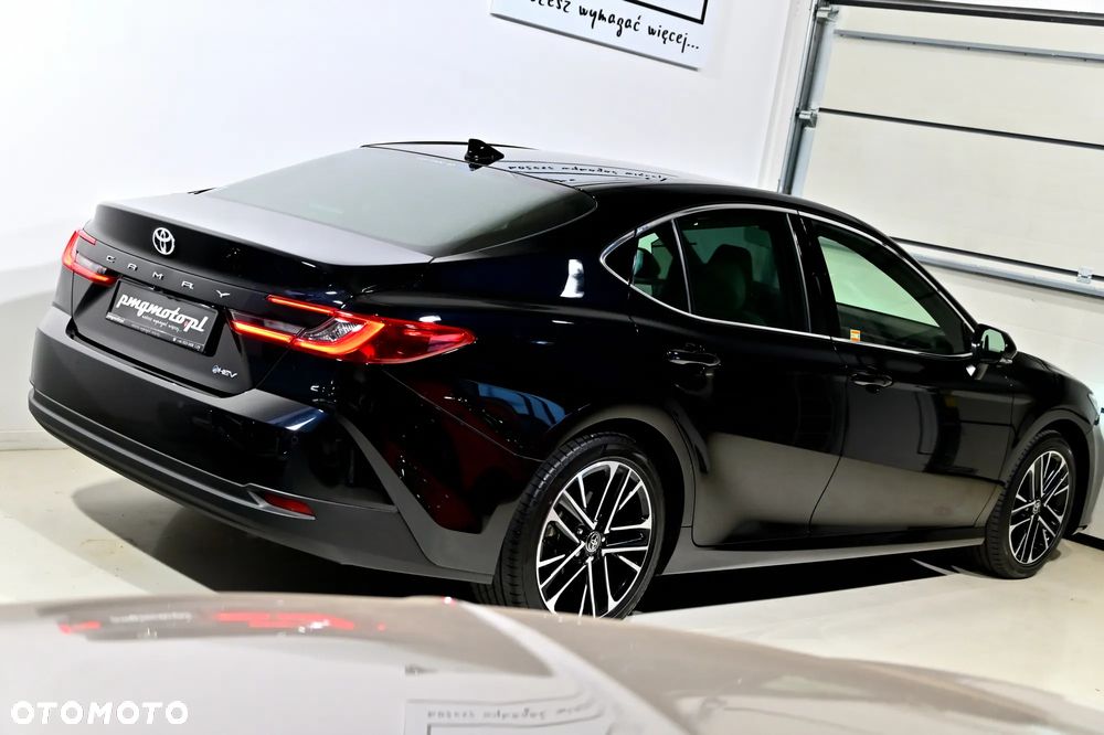 Toyota Camry 2.5 Hybrid Dynamic Force Comfort e-CVT - 36