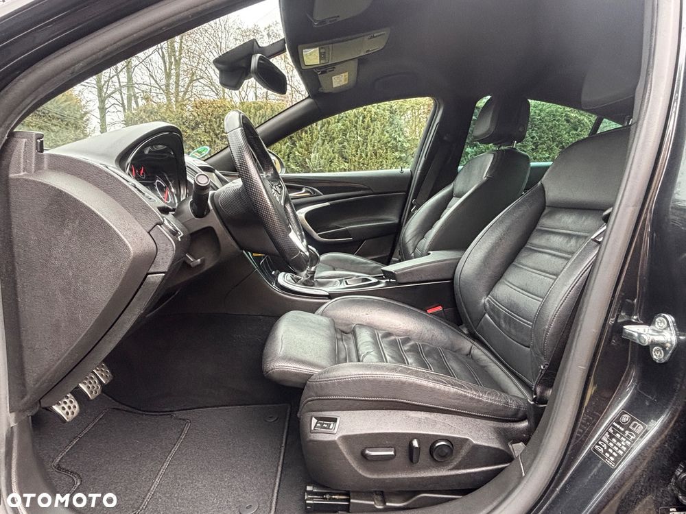 Opel Insignia 2.0 T Cosmo S&S - 23