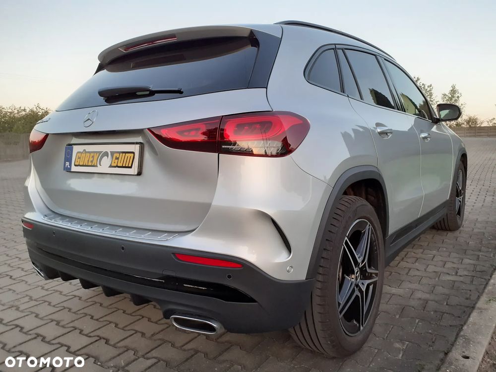 Mercedes-Benz GLA 200 AMG Line - 8