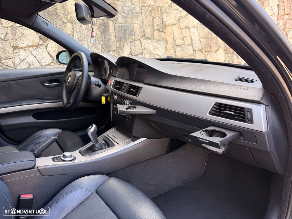 BMW 320 d DPF Edition Fleet Sport - 16