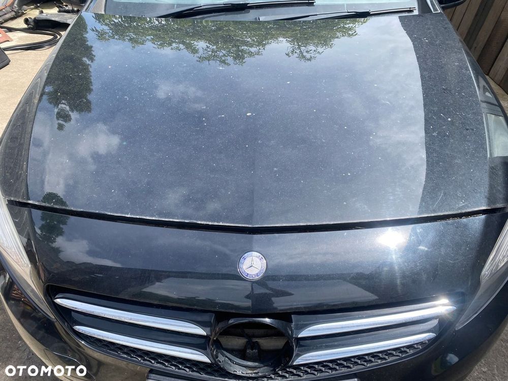 MERCEDES 176 amg kompletna maska kolor 191 igla - 1