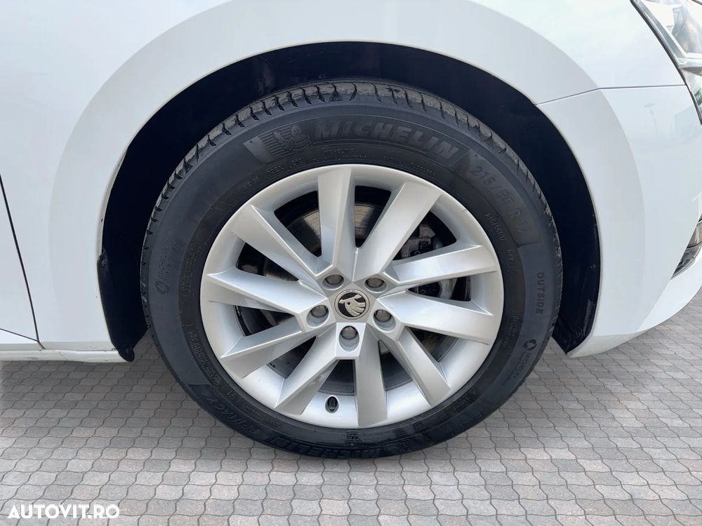 Skoda Superb 2.0 TDI DSG Style - 7