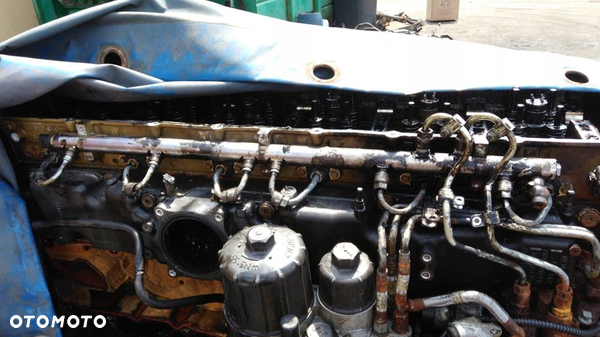 LISTWA WTRYSKOWA MERCEDES ACTROS MP4 800 ZŁ