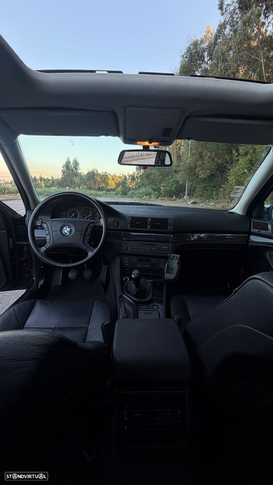 BMW 525 tds Touring - 12