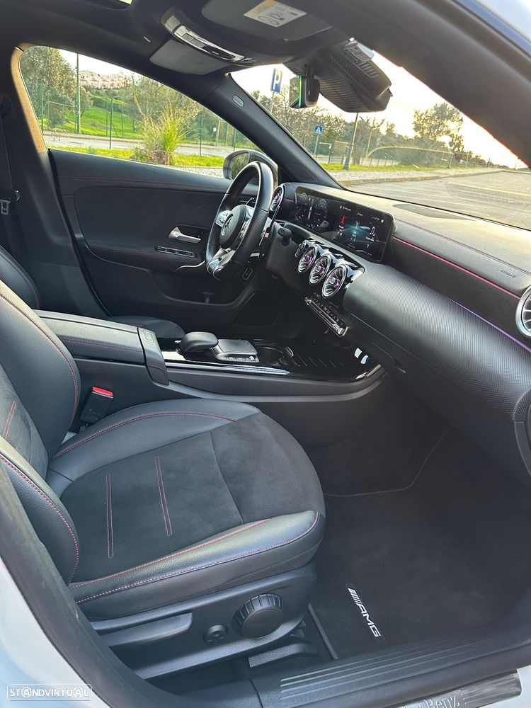 Mercedes-Benz CLA 250 - 12