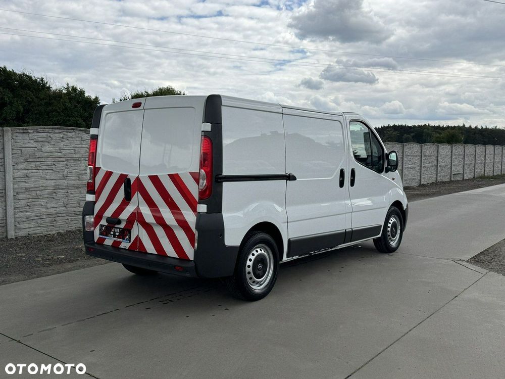 Opel Vivaro - 4