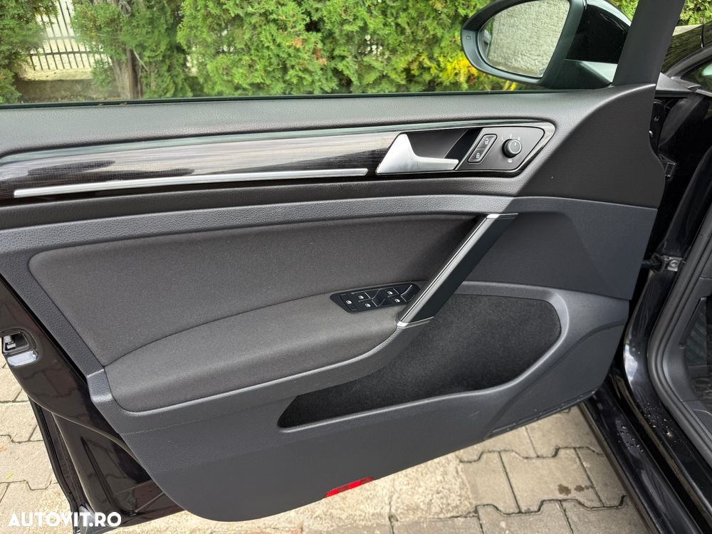 Volkswagen Golf 2.0 TDI 4Motion BMT Comfortline - 18