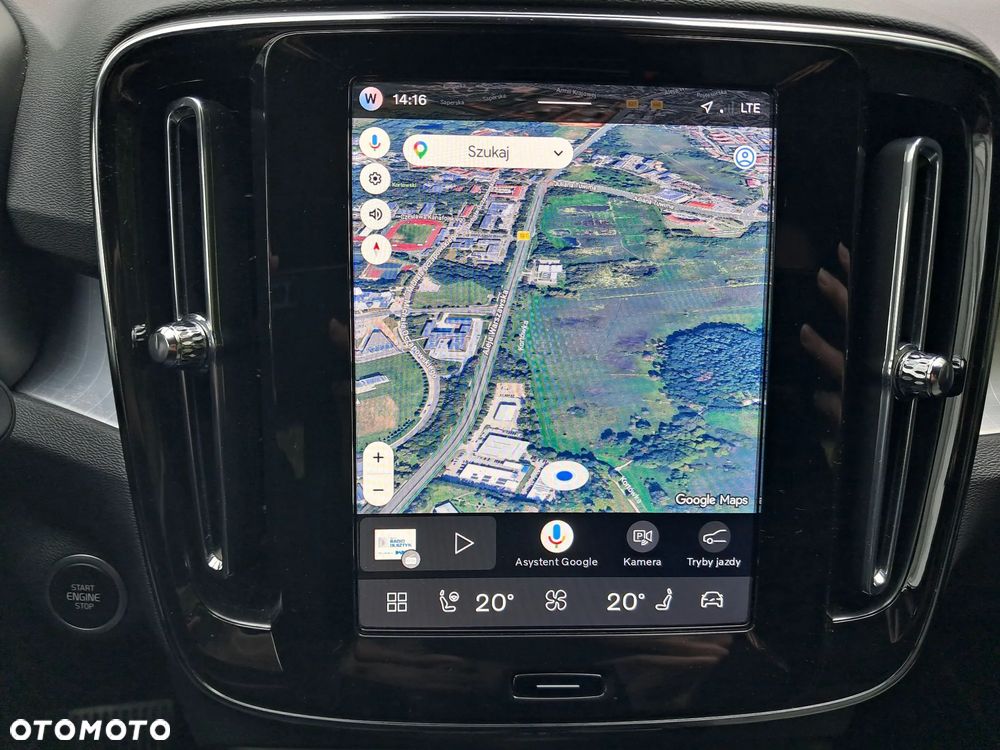 Volvo XC 40 B3 Plus Dark - 23